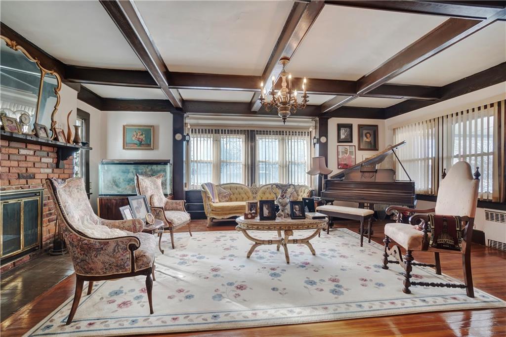 1050 Dickens Street Bayswater Far Rockaway NY 11691