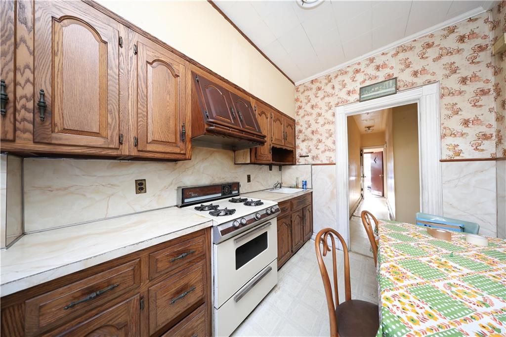 1337 71st Street Dyker Heights Brooklyn NY 11228