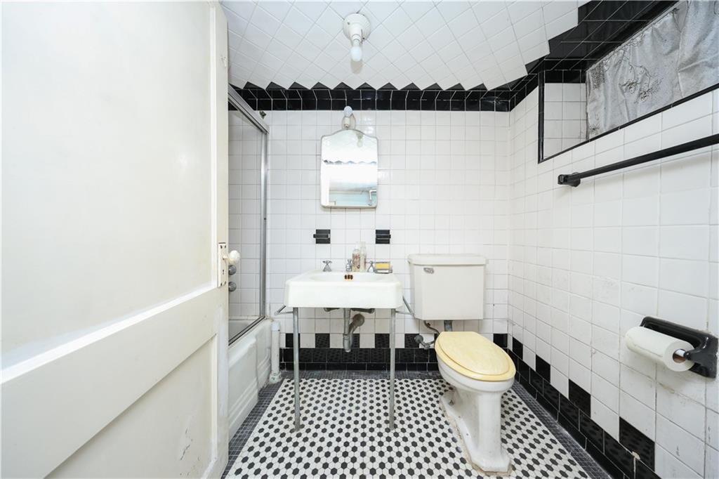 1337 71st Street Dyker Heights Brooklyn NY 11228