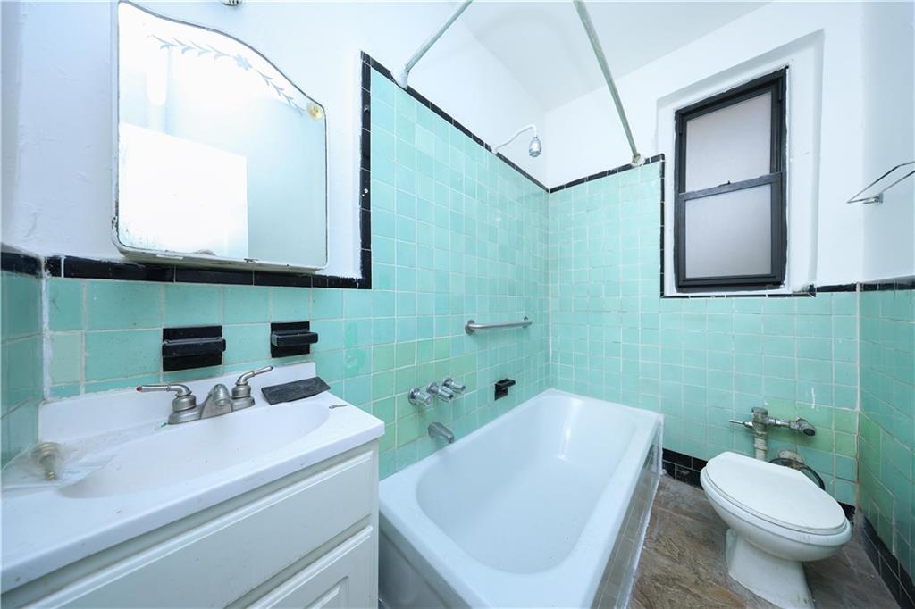 1610 Avenue P Midwood Brooklyn NY 11229