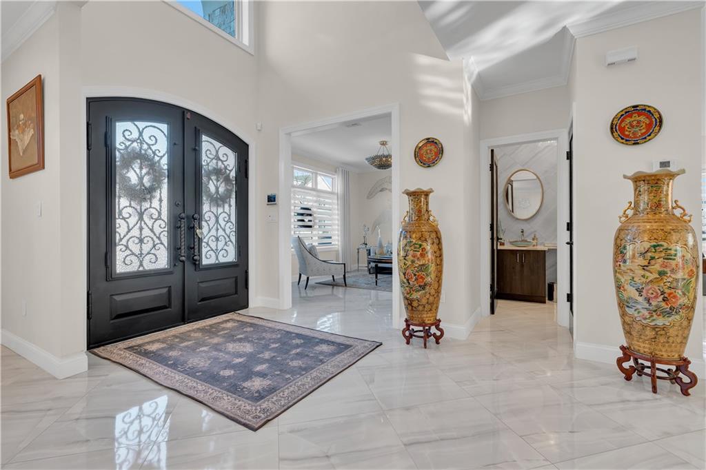 40 Dintree Lane Butler Manor Staten Island NY 10307