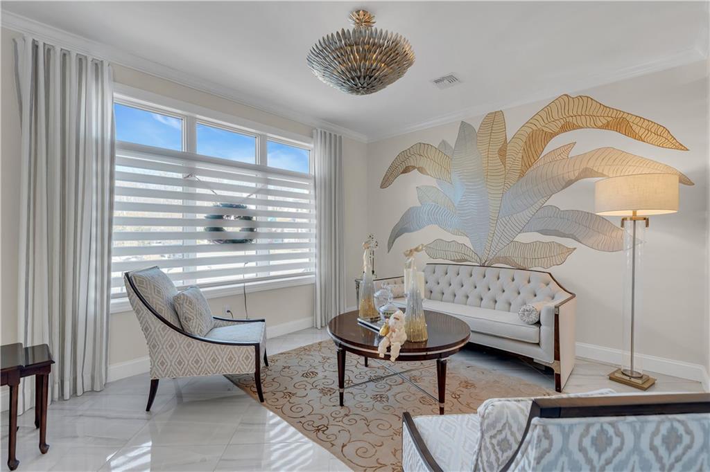 40 Dintree Lane Butler Manor Staten Island NY 10307