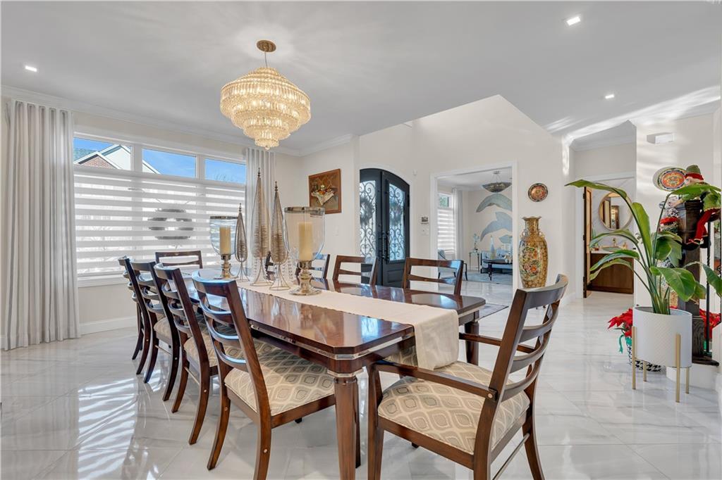 40 Dintree Lane Butler Manor Staten Island NY 10307