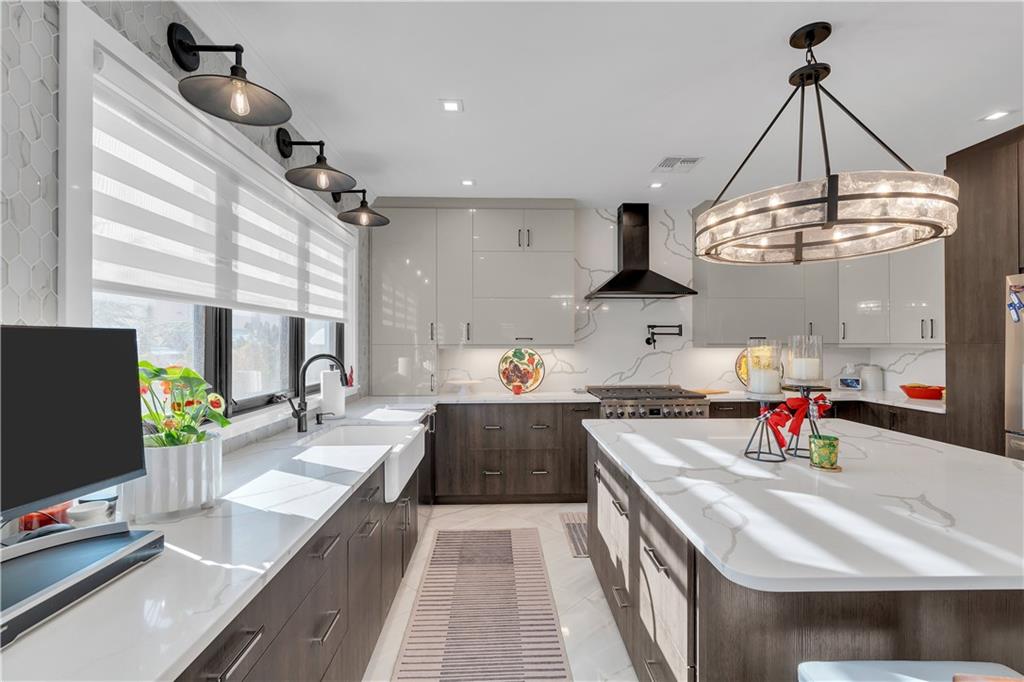 40 Dintree Lane Butler Manor Staten Island NY 10307