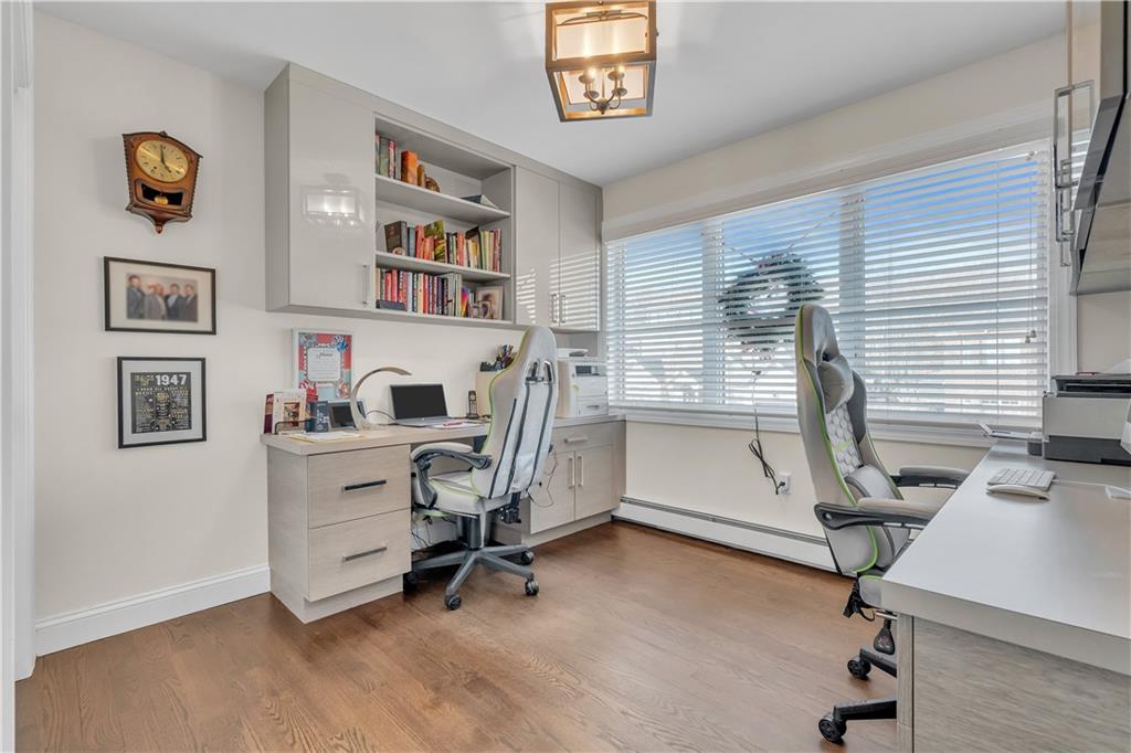 40 Dintree Lane Butler Manor Staten Island NY 10307