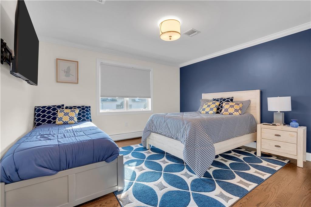 40 Dintree Lane Butler Manor Staten Island NY 10307