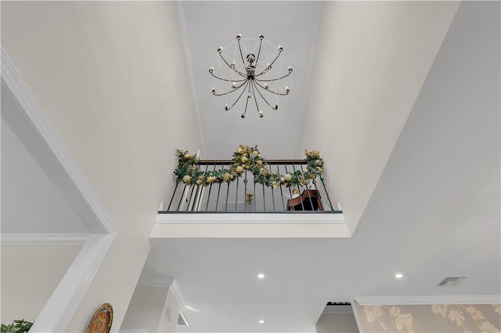 40 Dintree Lane Butler Manor Staten Island NY 10307