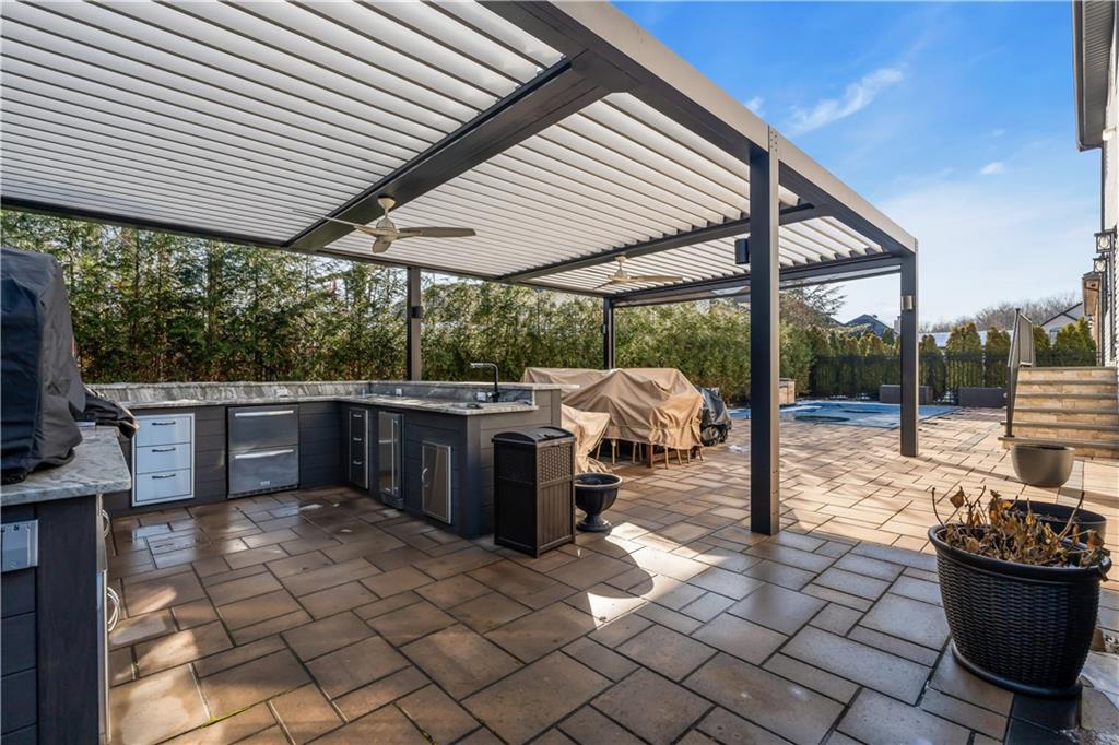 40 Dintree Lane Butler Manor Staten Island NY 10307