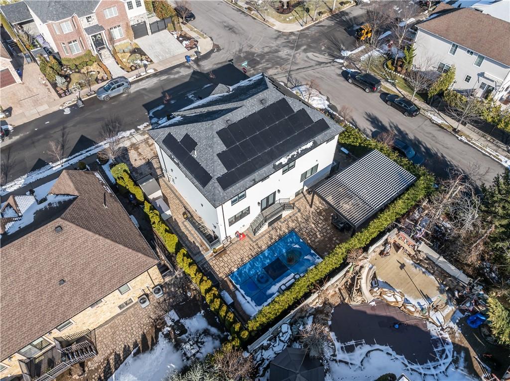 40 Dintree Lane Butler Manor Staten Island NY 10307