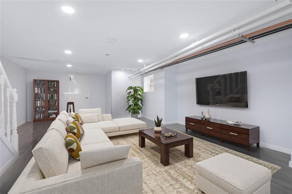 490 Van Duzer Street Stapleton Staten Island NY 10304