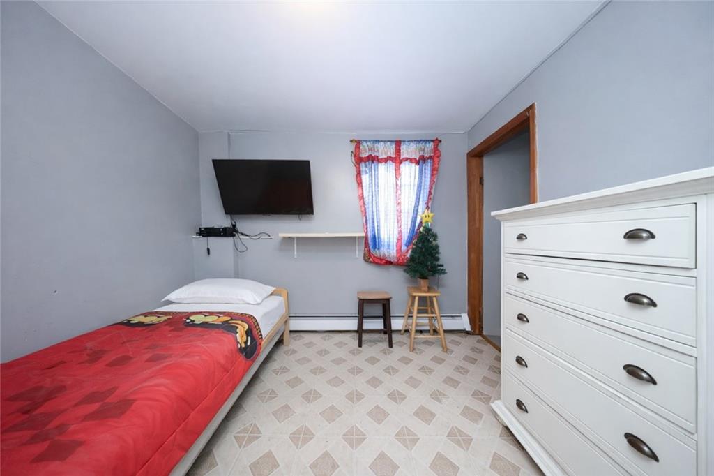 132 Saint Marys Avenue Rosebank Staten Island NY 10305