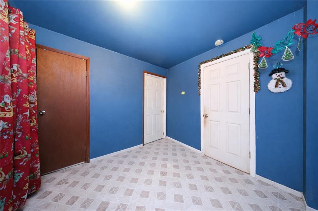 132 Saint Marys Avenue Rosebank Staten Island NY 10305