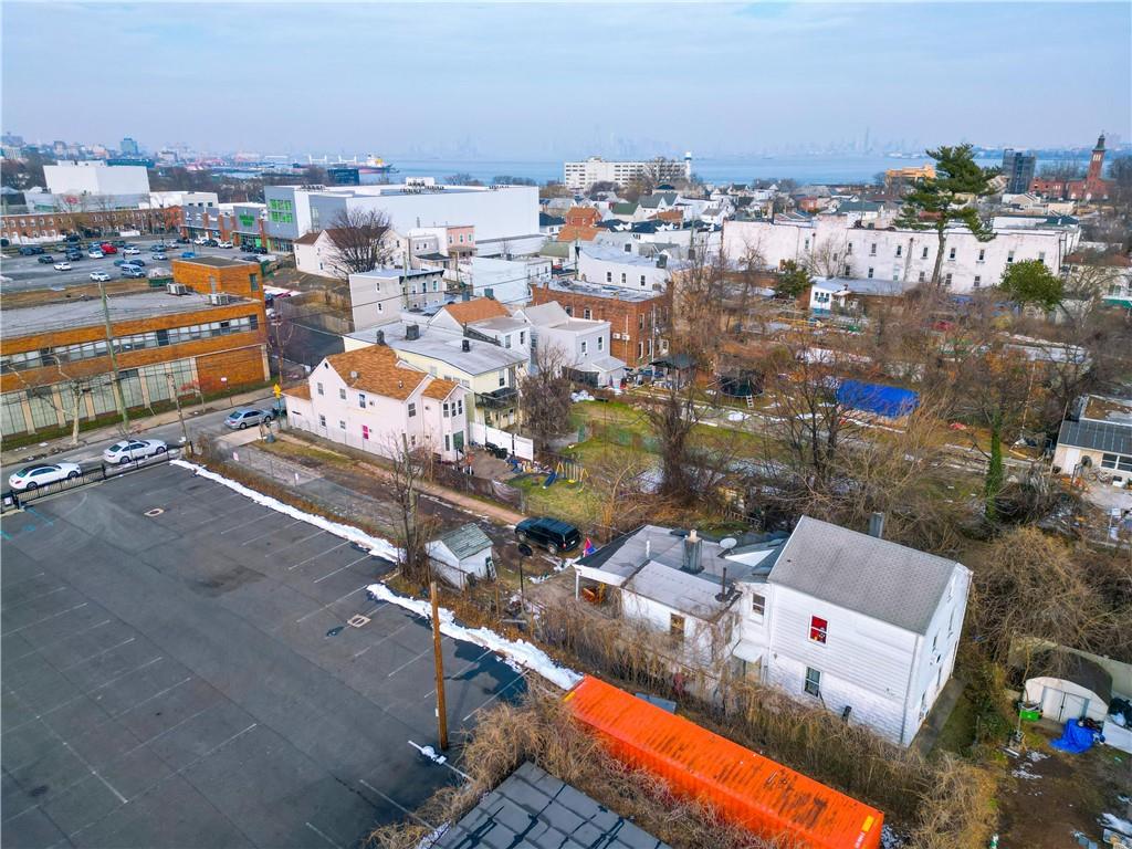 132 Saint Marys Avenue Rosebank Staten Island NY 10305