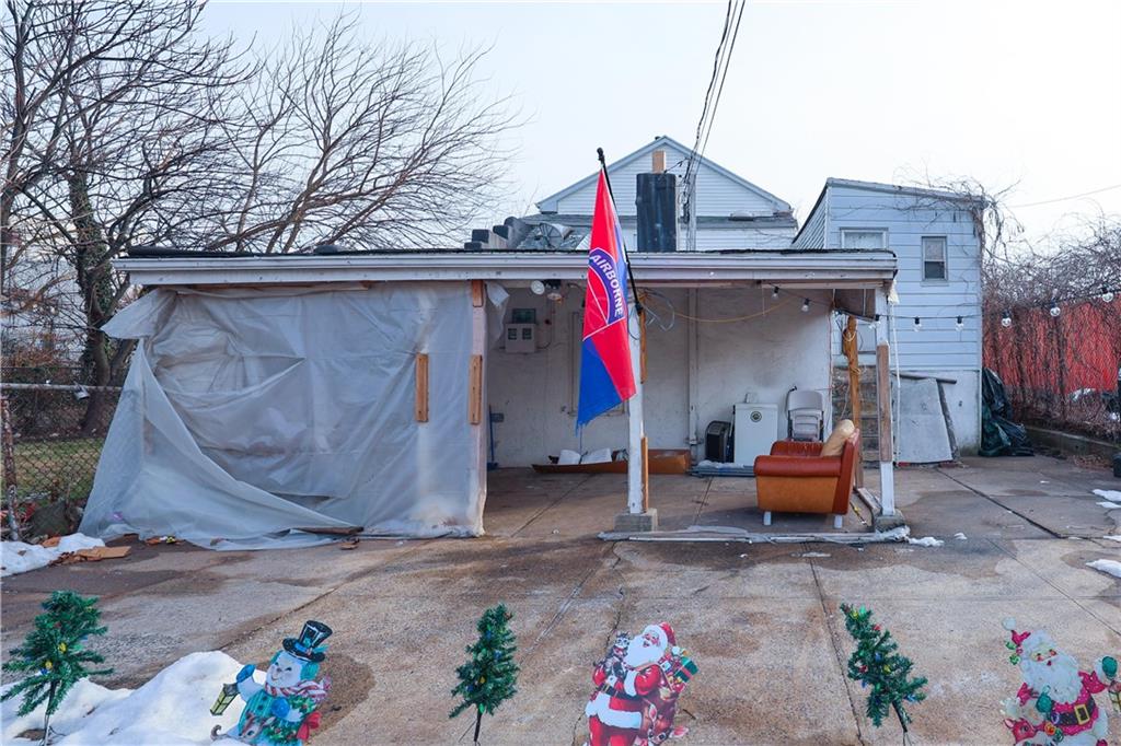 132 Saint Marys Avenue Rosebank Staten Island NY 10305