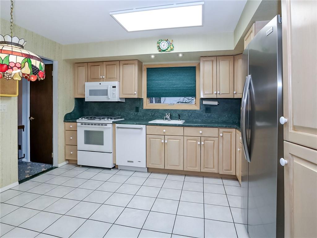 489 Oakdale Street Eltingville Staten Island NY 10312