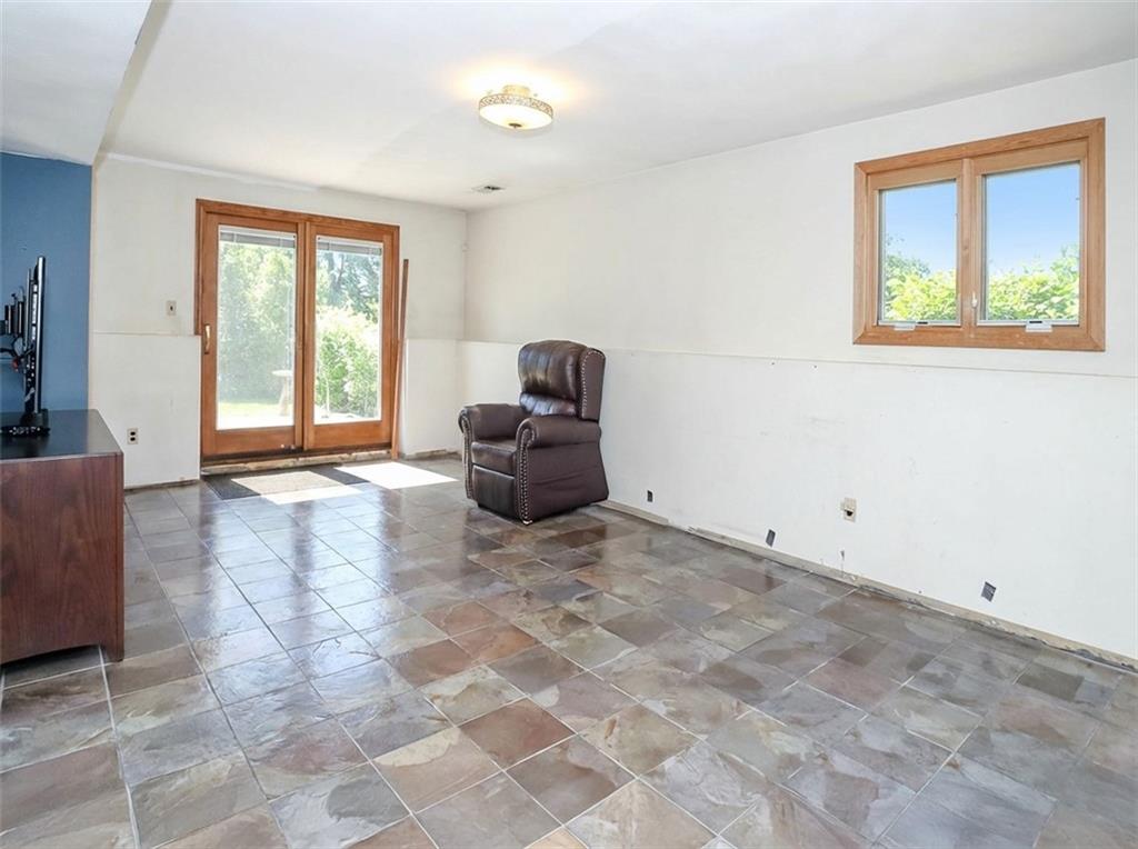 489 Oakdale Street Eltingville Staten Island NY 10312