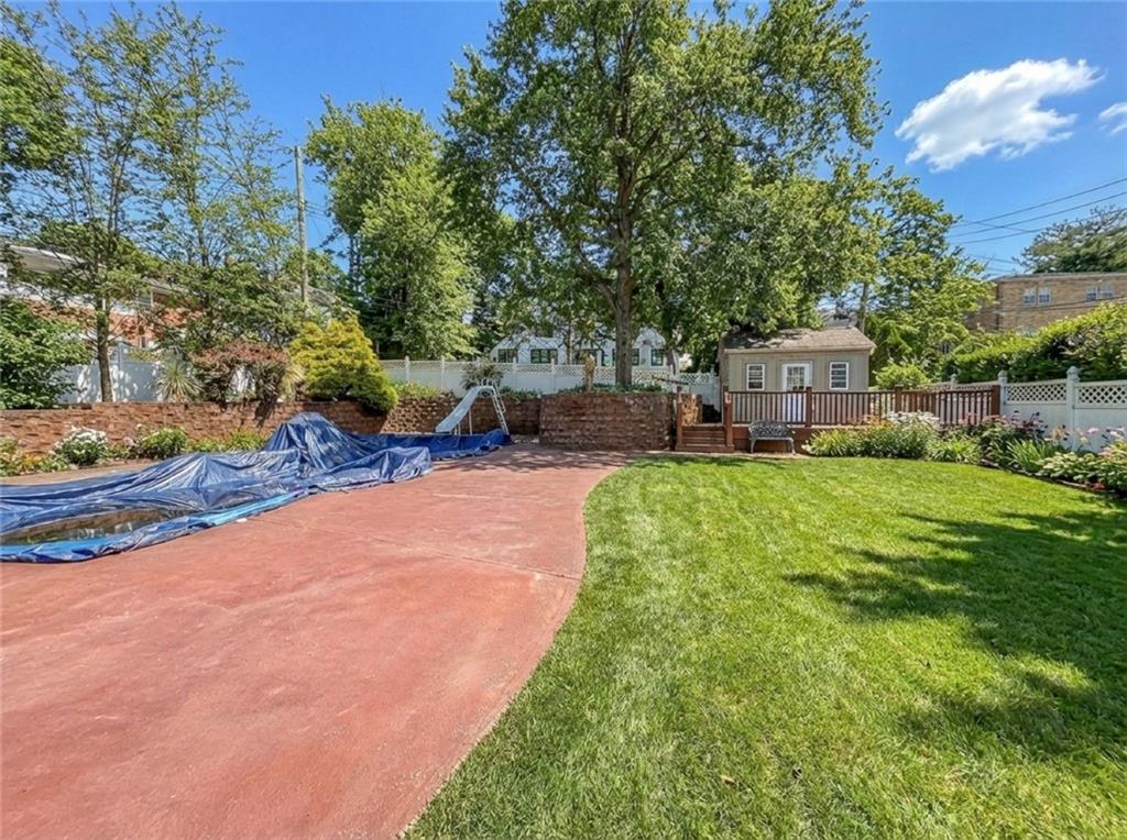 39 Hasbrouk Road Staten Island NY 10304