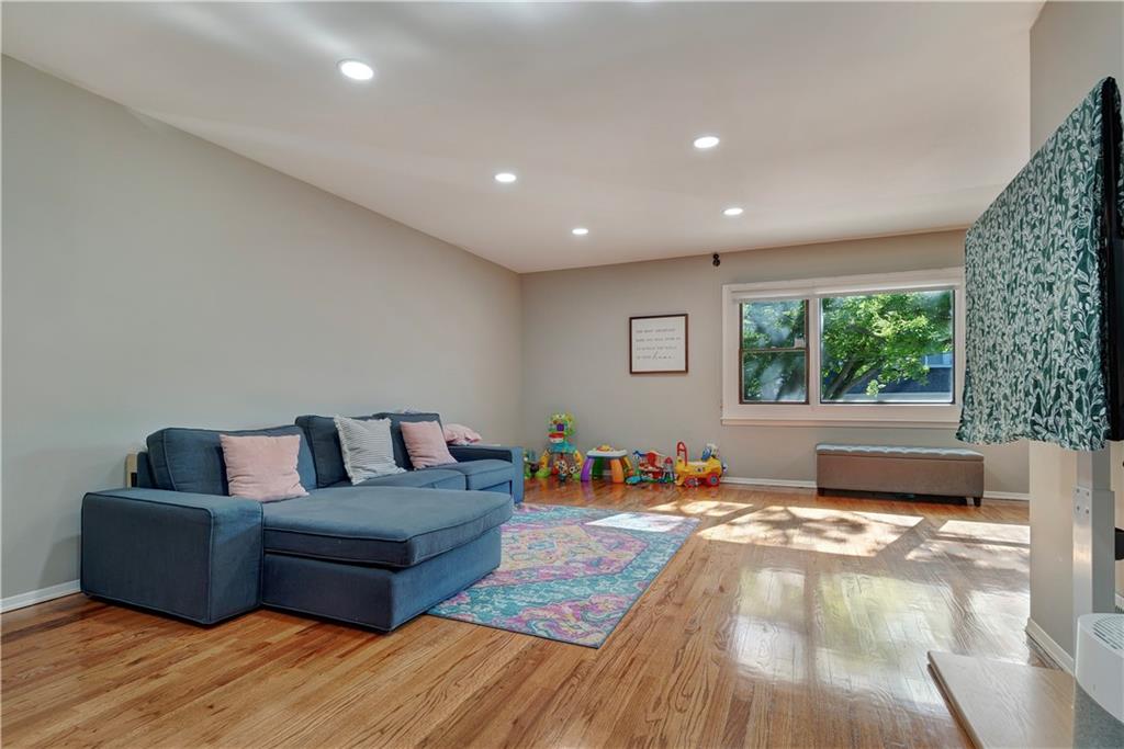 246 Beach 130th Street Belle Harbor Belle Harbor NY 11694