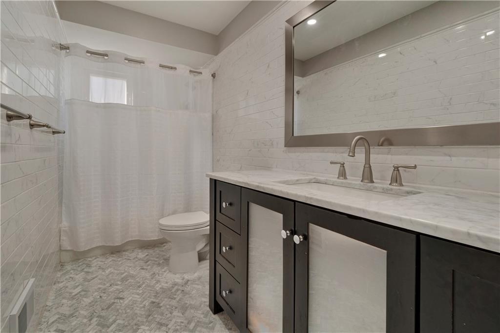 246 Beach 130th Street Belle Harbor Belle Harbor NY 11694