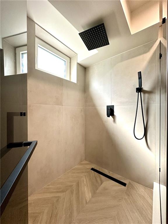 33 Gower Street Castleton Corners Staten Island NY 10314