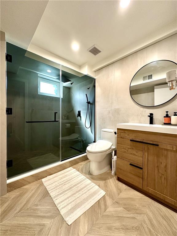 33 Gower Street Castleton Corners Staten Island NY 10314