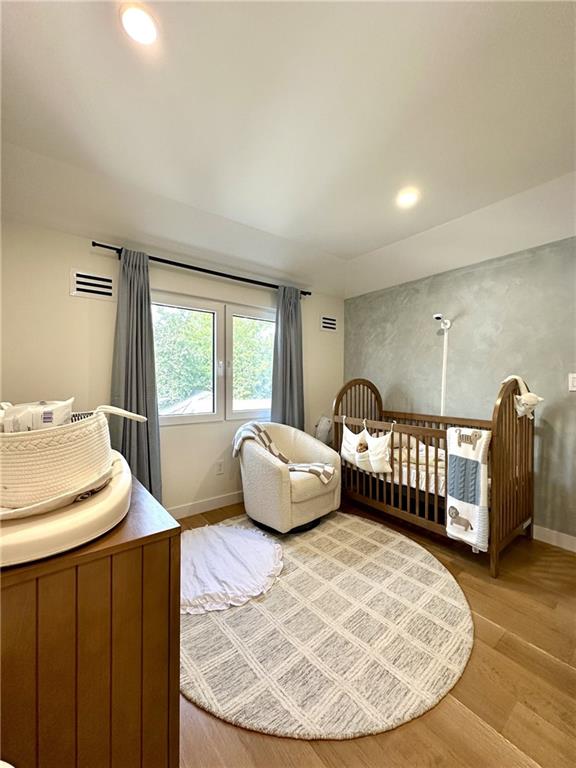 33 Gower Street Castleton Corners Staten Island NY 10314