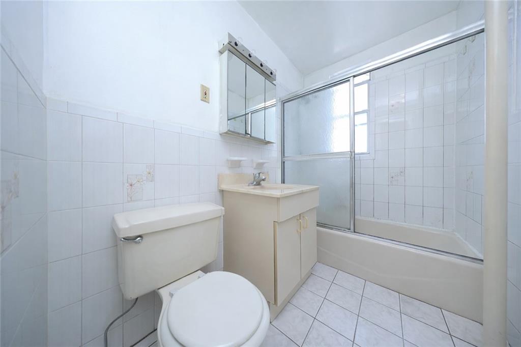 2250 East 24th Street Sheepshead Bay Brooklyn NY 11229