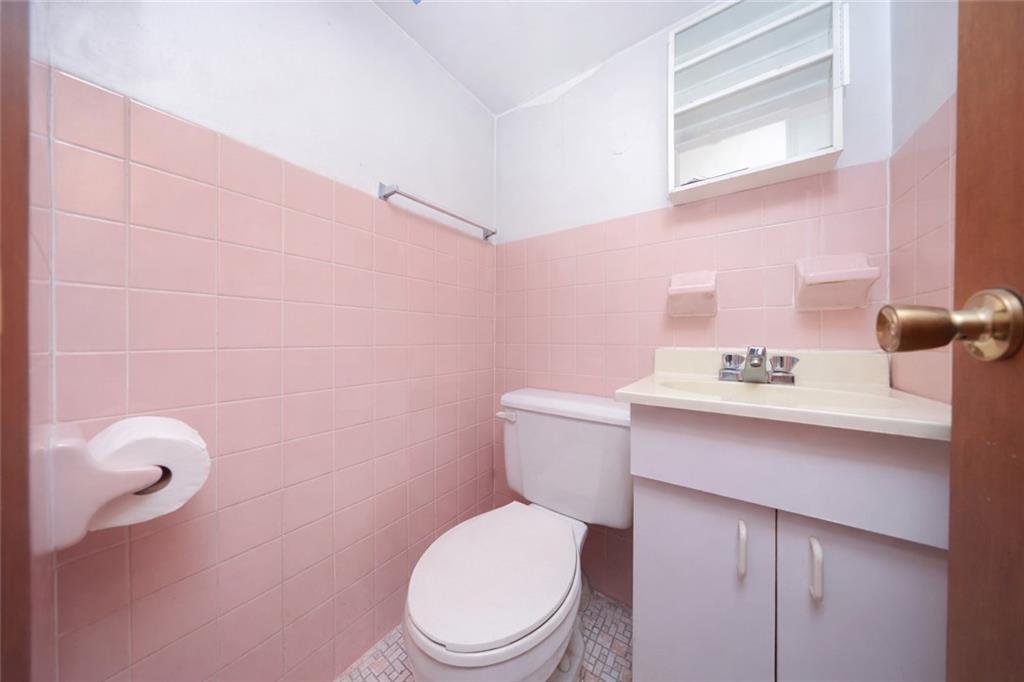 2250 East 24th Street Sheepshead Bay Brooklyn NY 11229