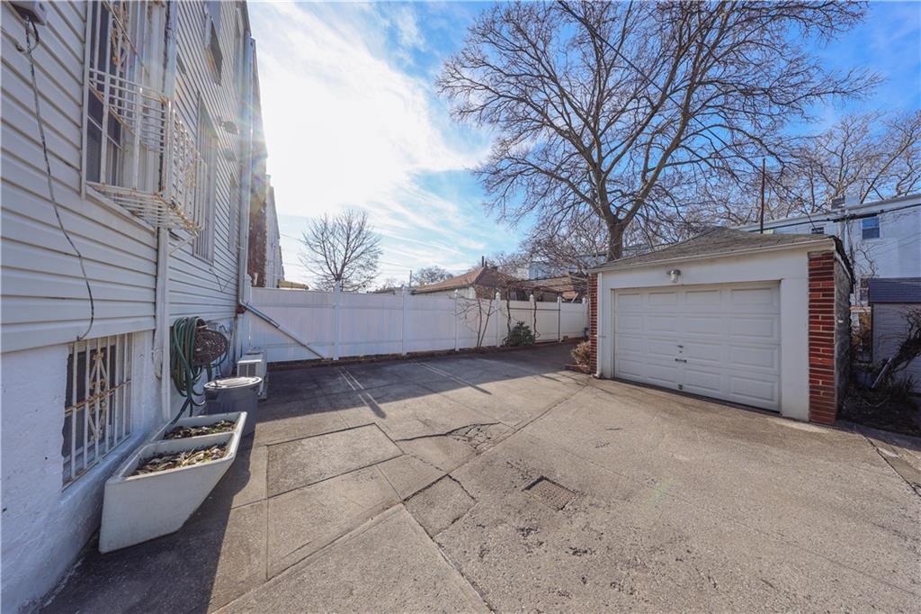 2250 East 24th Street Sheepshead Bay Brooklyn NY 11229