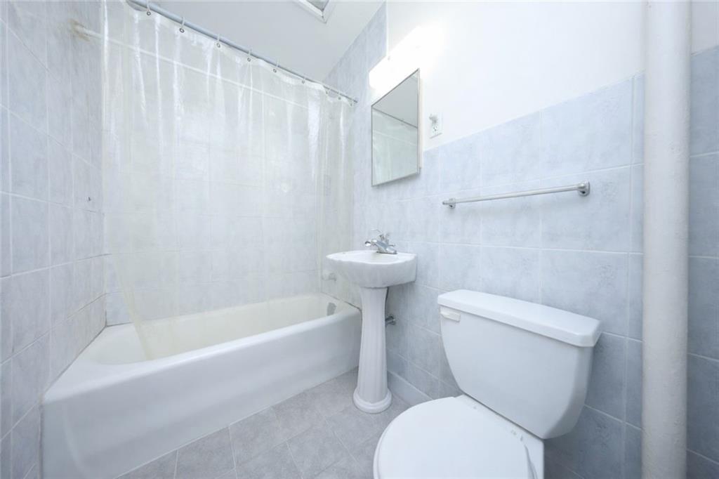 1953 East 28th Street Madison Brooklyn NY 11229