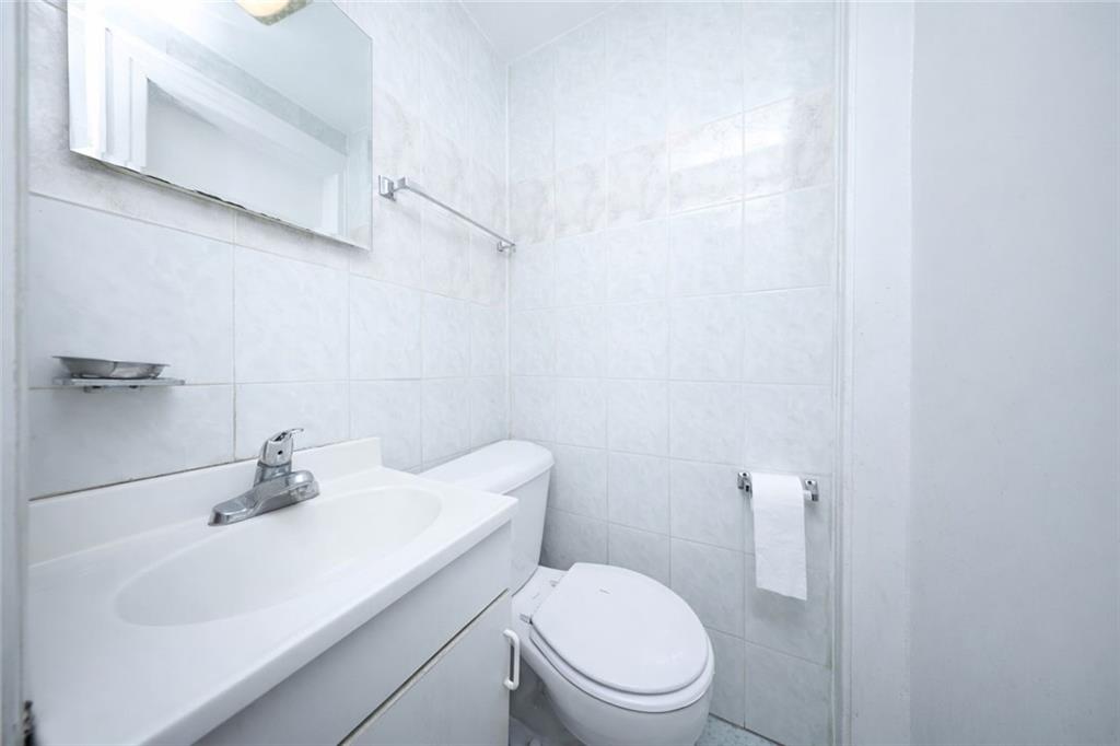 1953 East 28th Street Madison Brooklyn NY 11229