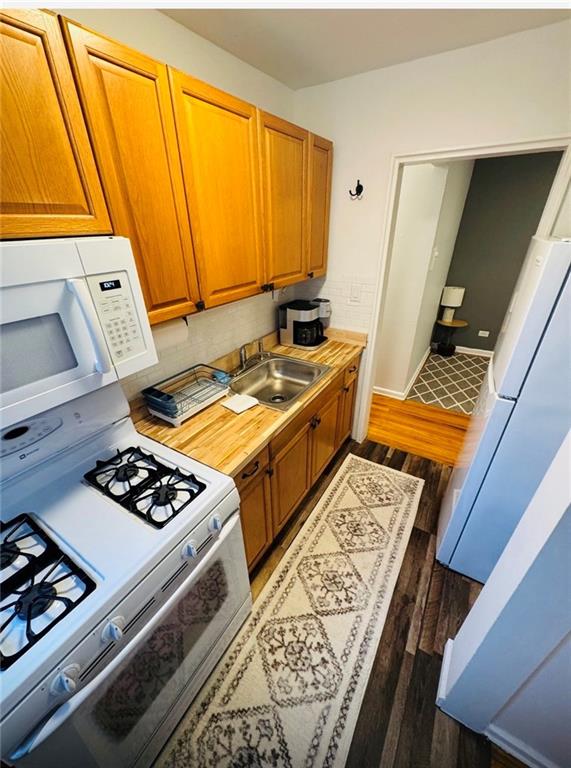 3060 Ocean Avenue Sheepshead Bay Brooklyn NY 11235