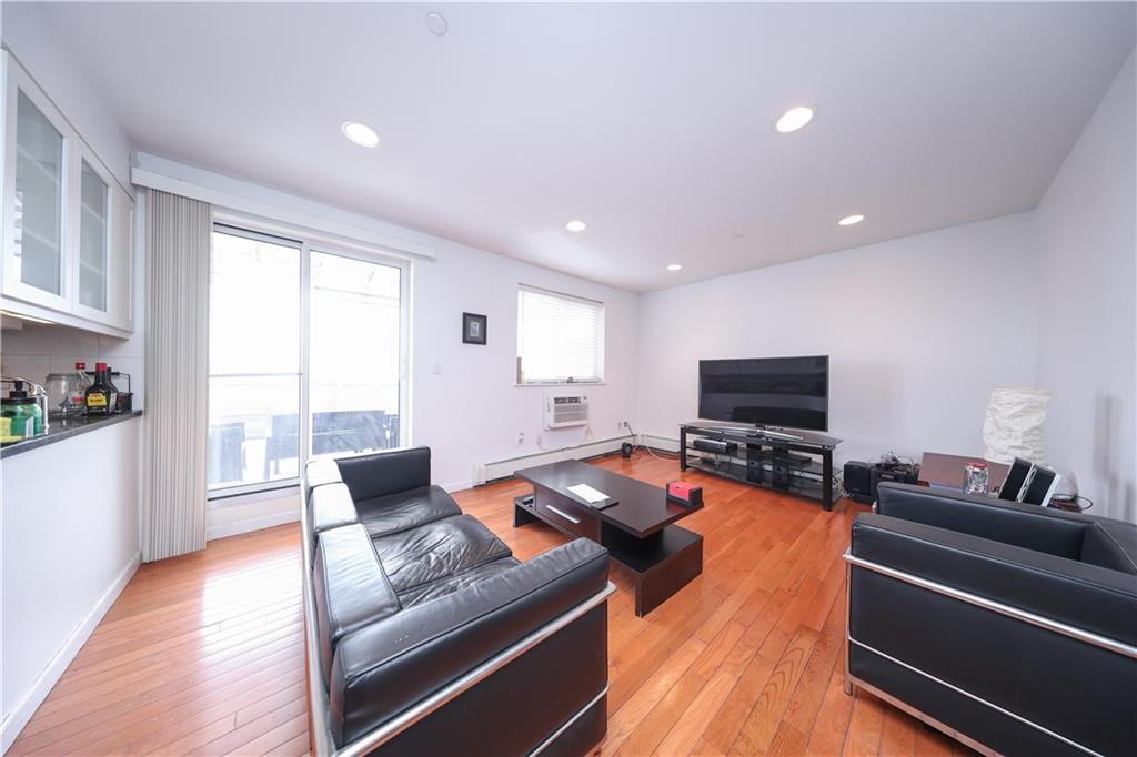 762 41st Street Sunset Park Brooklyn NY 11232