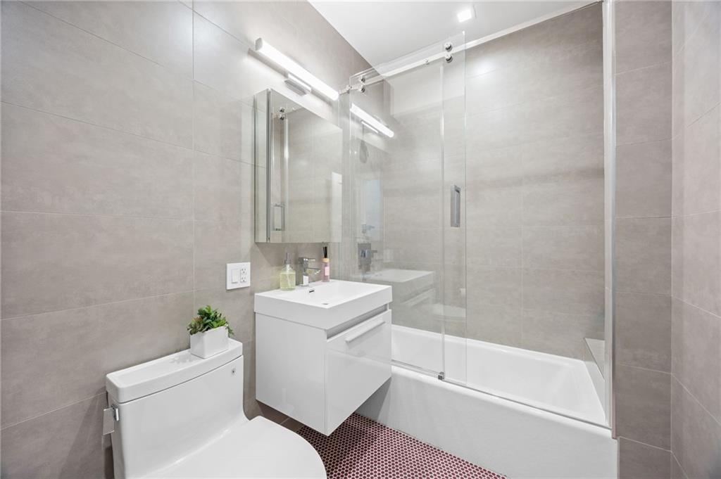 1814 East 28th Street Madison Brooklyn NY 11229