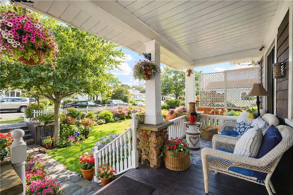 42 Bishop Street Oakwood Staten Island NY 10306