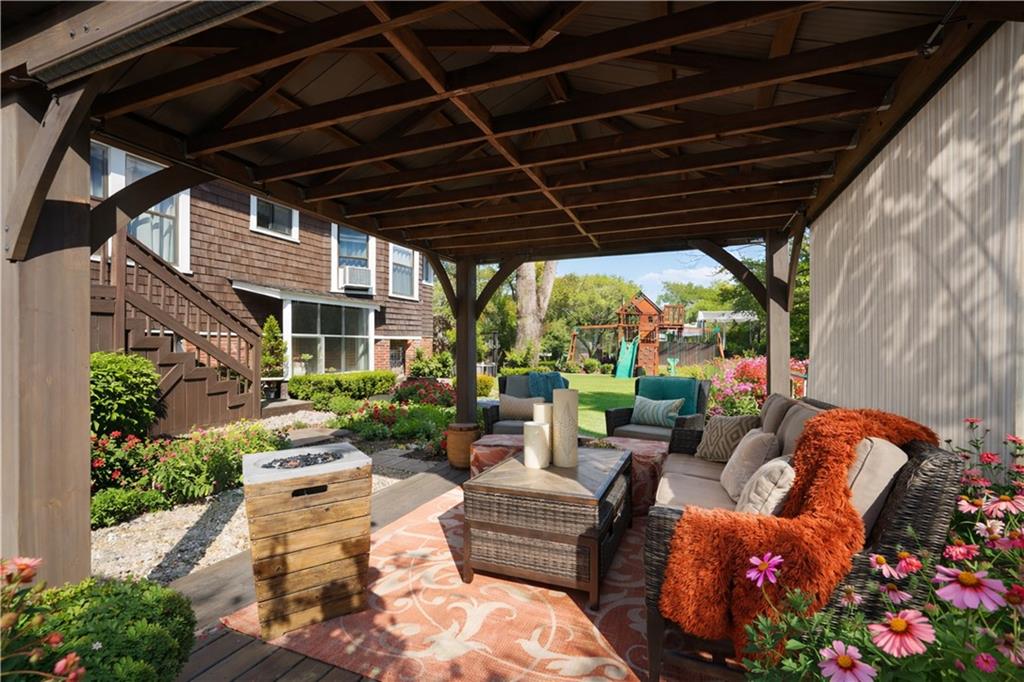 42 Bishop Street Oakwood Staten Island NY 10306