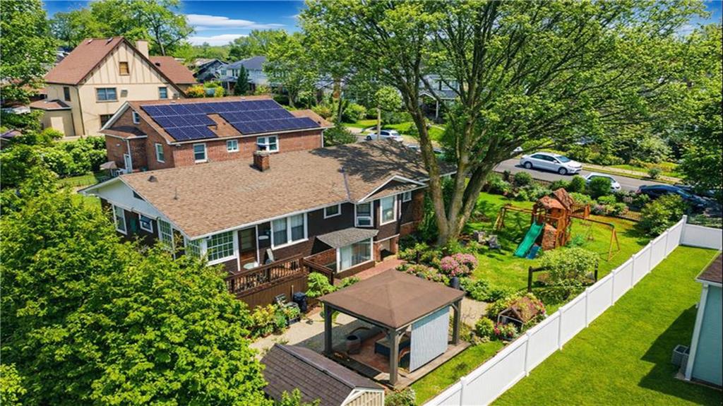 42 Bishop Street Oakwood Staten Island NY 10306