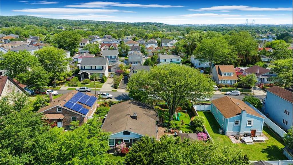 42 Bishop Street Oakwood Staten Island NY 10306