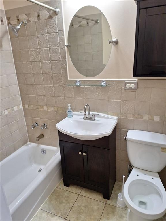 12205 Flatlands Avenue East New York Brooklyn NY 11207