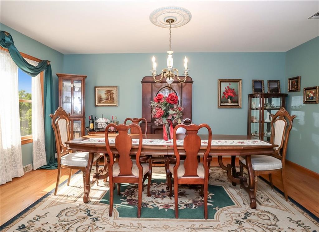 282 Boscombe Avenue Richmond Valley Staten Island NY 10309