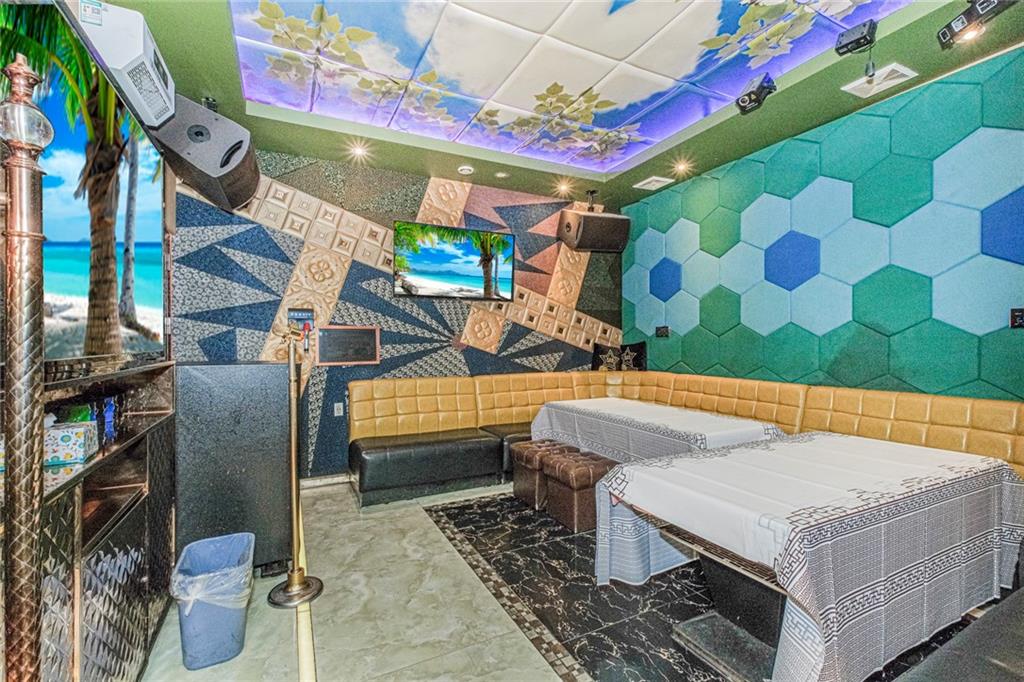 6119 20th Avenue Bensonhurst Brooklyn NY 11204