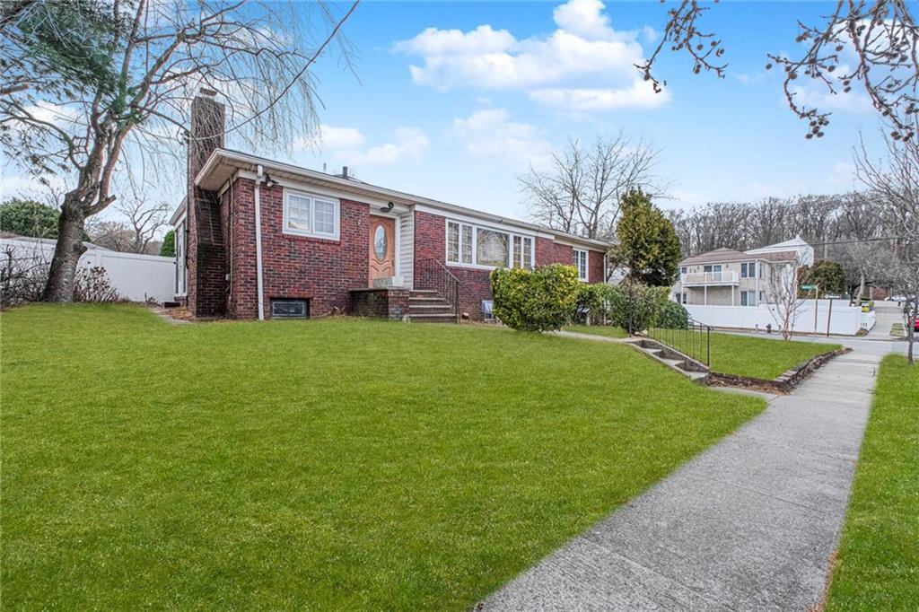 36 Albert Street Sunnyside Staten Island NY 10301