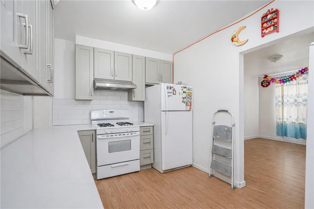 174 Avenue O Bensonhurst Brooklyn NY 11204