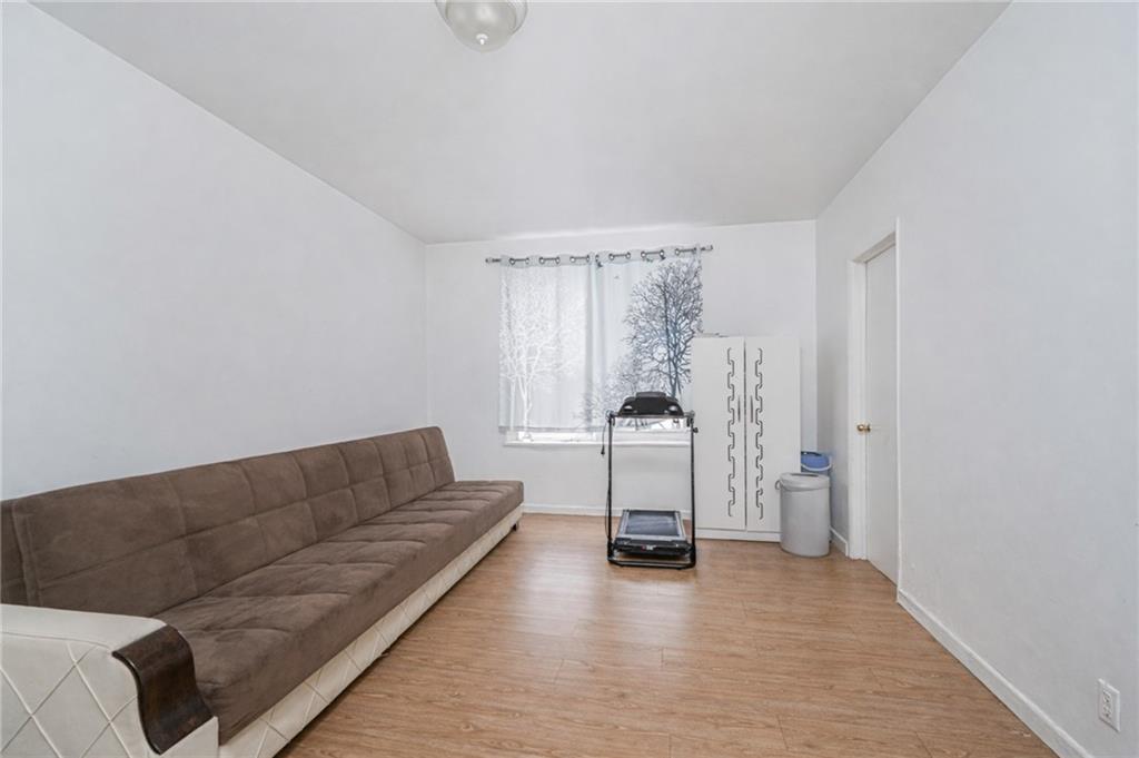 174 Avenue O Bensonhurst Brooklyn NY 11204