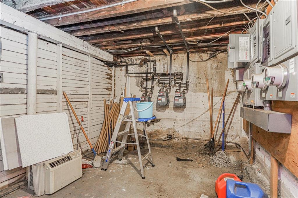 174 Avenue O Bensonhurst Brooklyn NY 11204