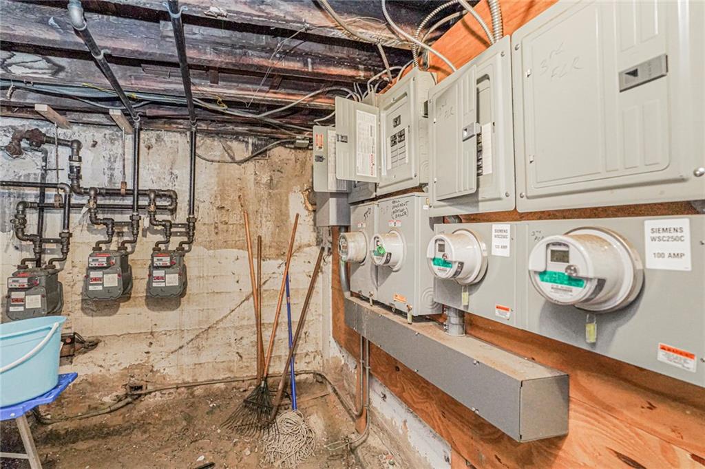 174 Avenue O Bensonhurst Brooklyn NY 11204