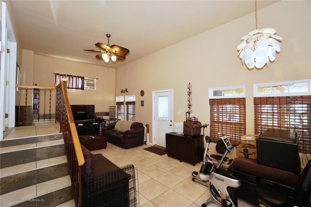 386 Page Avenue Tottenville Staten Island NY 10307