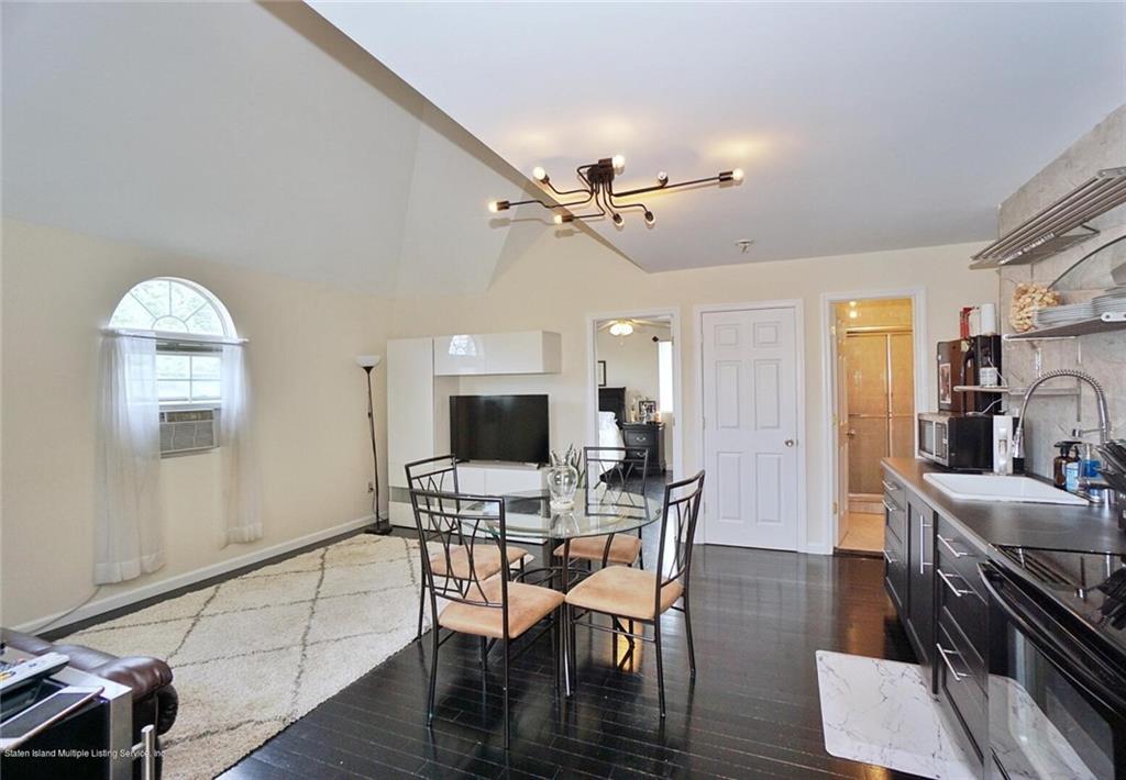386 Page Avenue Tottenville Staten Island NY 10307