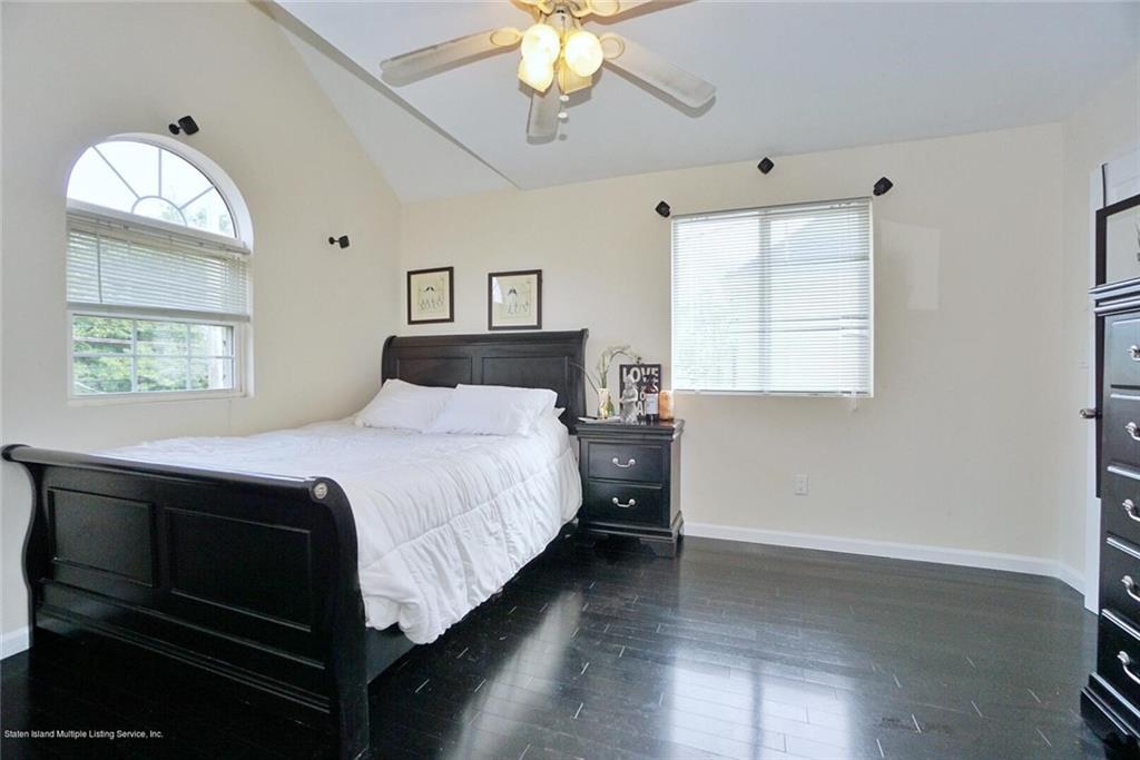386 Page Avenue Tottenville Staten Island NY 10307