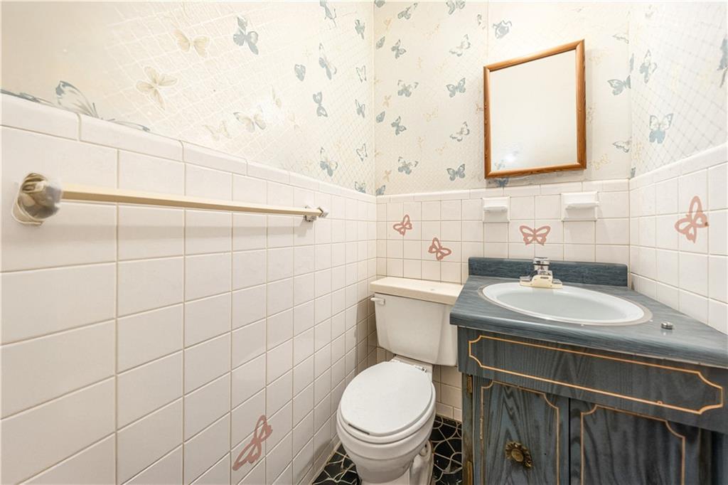 2475 West 16th Street Gravesend Brooklyn NY 11214